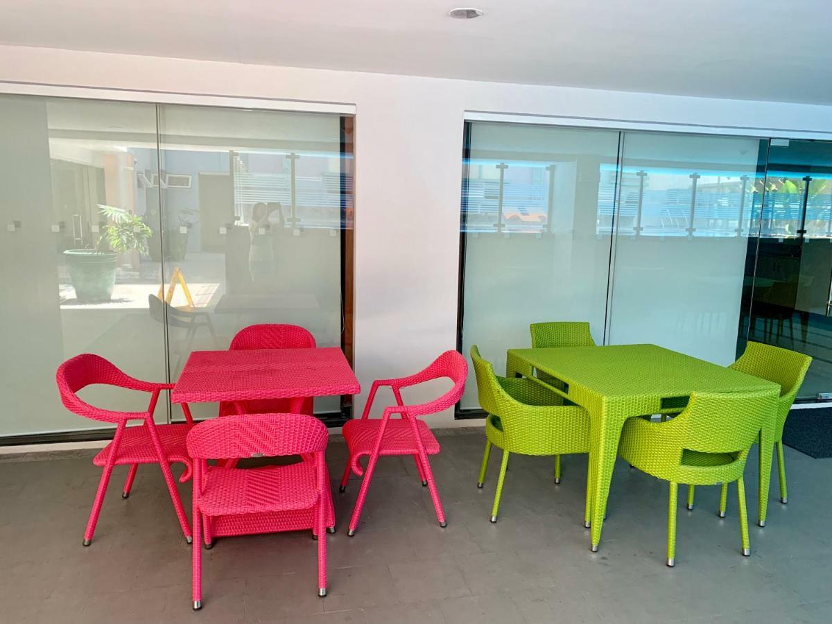 Chillax Studio 101 Newport Boulevard Manila Exteriér fotografie