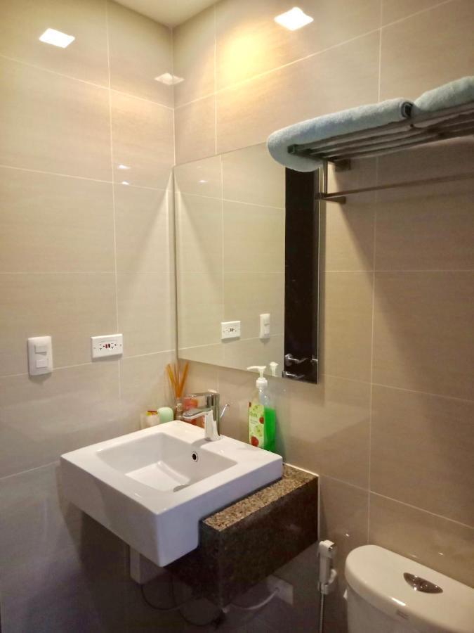 Chillax Studio 101 Newport Boulevard Manila Exteriér fotografie